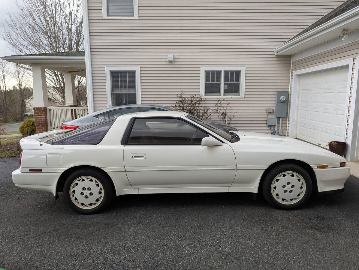 Toyota-supra-mk3-1989-white