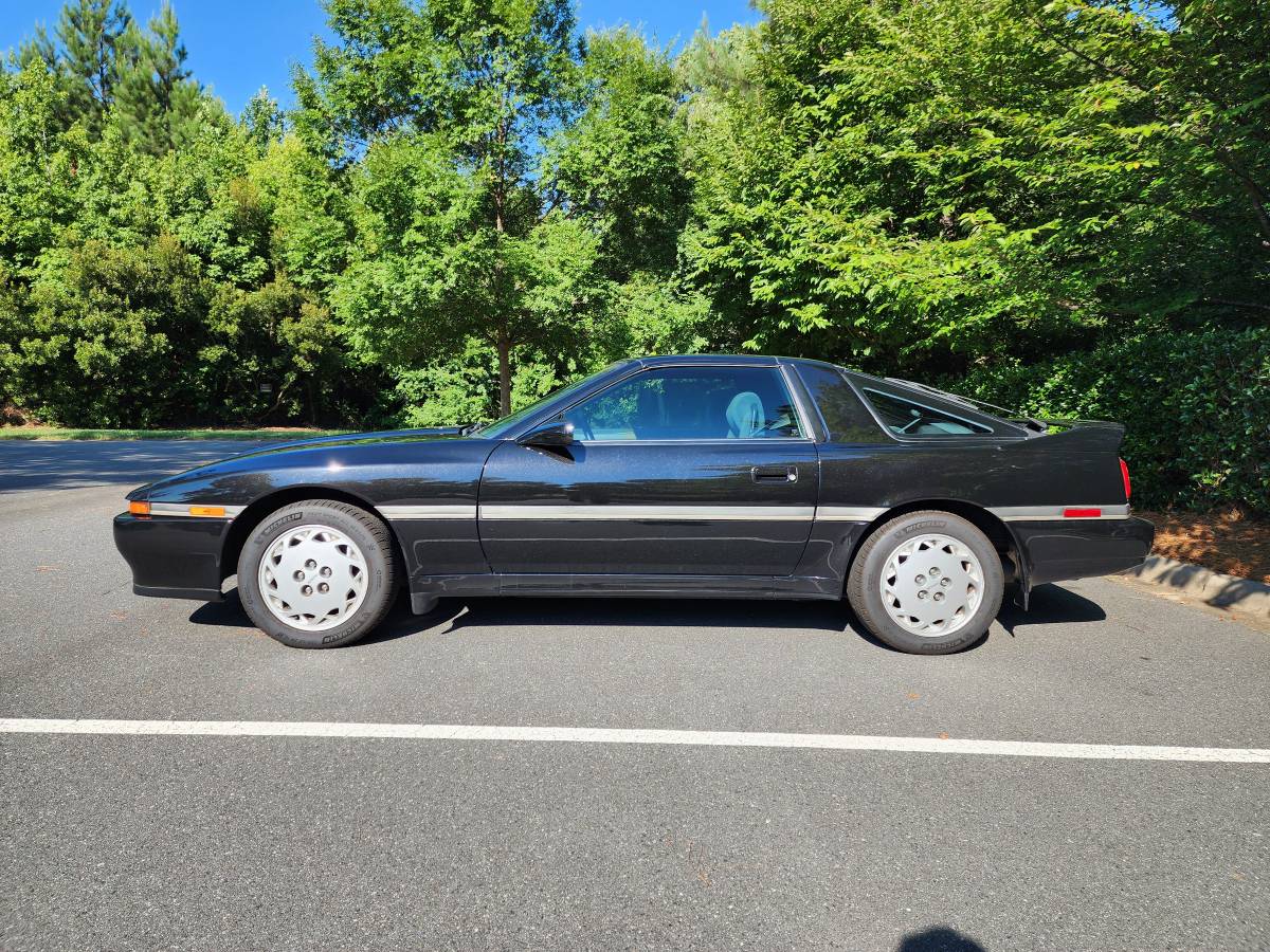 Toyota-supra-with-sport-roof-1989-black-3