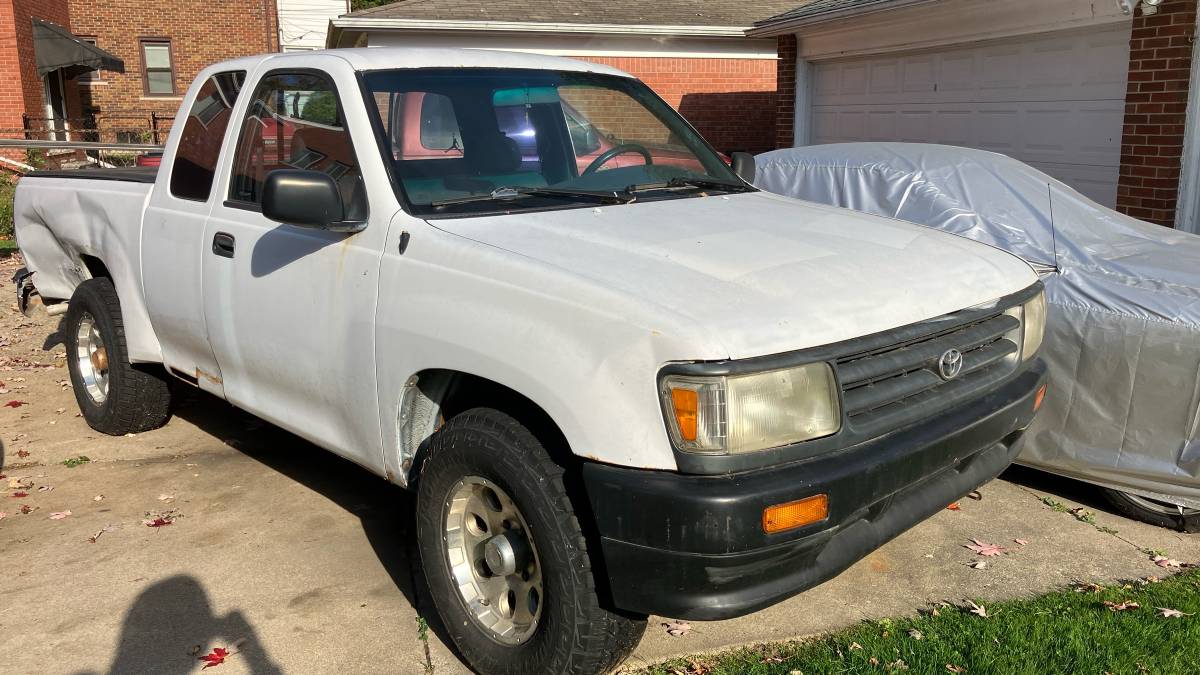 Toyota-t100-1995-white-3
