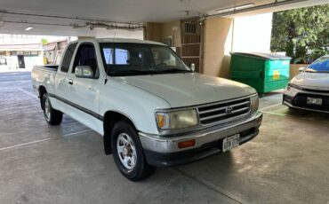 Toyota-t100-sr5-1995-white