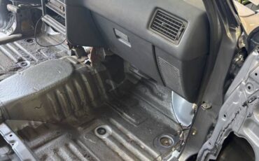 Toyota-tacoma-1993-silver-2
