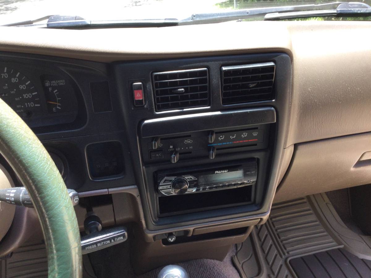 Toyota-tacoma-2wd-1995-13
