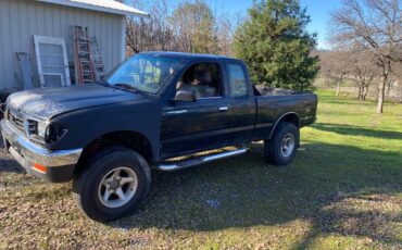 Toyota-tacoma-4x4-1995-black-2