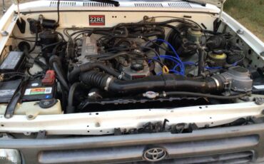 Toyota-tacoma-double-cab-1992-white-3