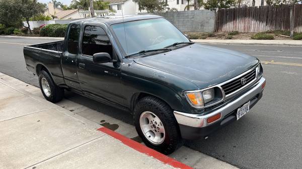 Toyota-tacoma-double-cab-1995-2