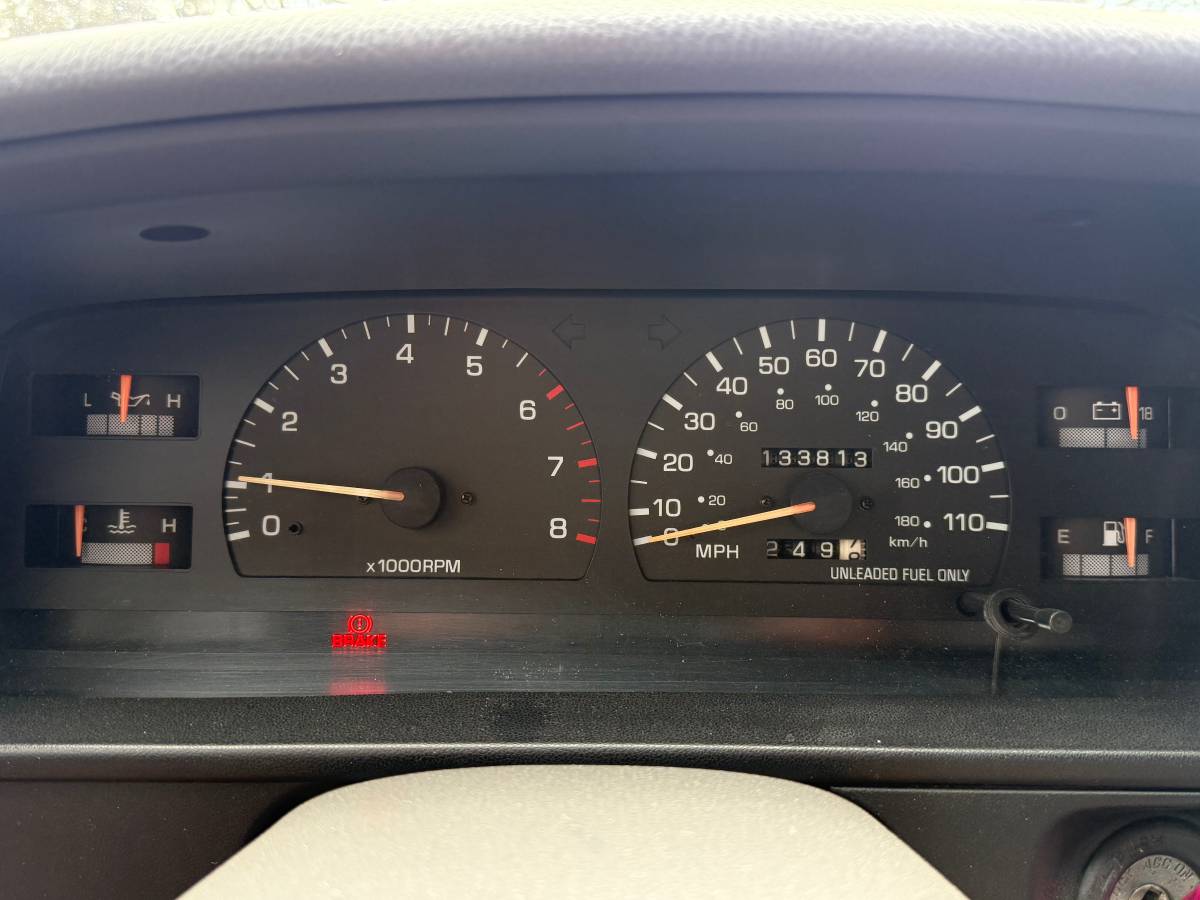 Toyota-tacoma-pickup-sr5-1993-black-14