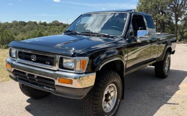 Toyota-tacoma-pickup-sr5-1993-black-18