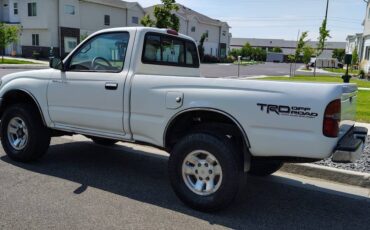 Toyota-tacoma-sr5-1995