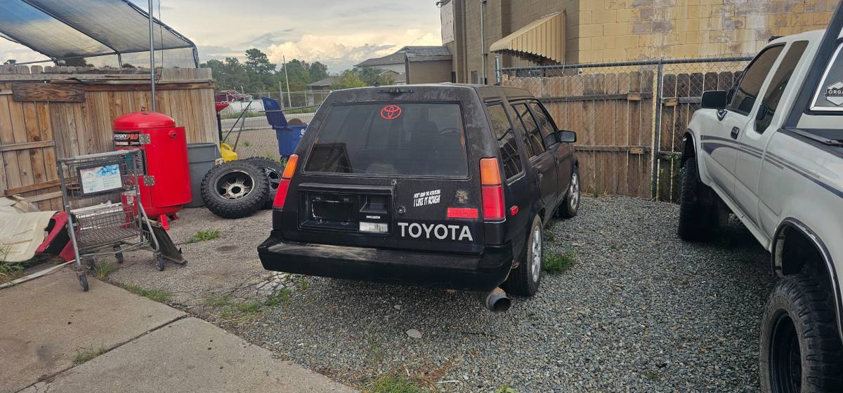 Toyota-tercel-1986-black