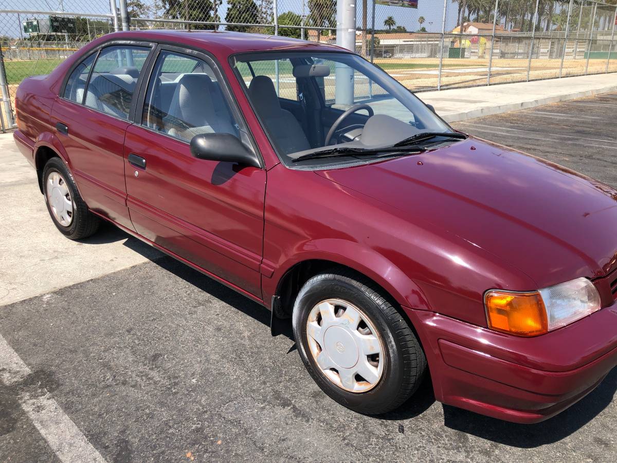 Toyota-tercel-dx-1995-red-2