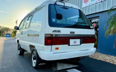 Toyota-town-ace-1994-white-11
