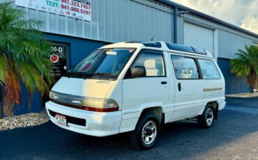 Toyota-town-ace-1994-white-15