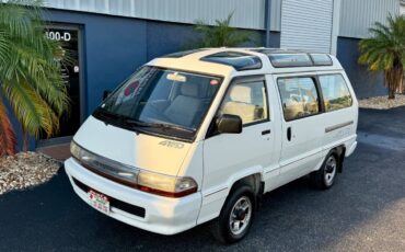 Toyota-town-ace-1994-white-16