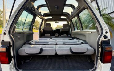 Toyota-town-ace-1994-white-20