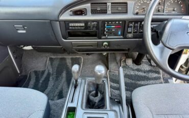 Toyota-town-ace-1994-white-5