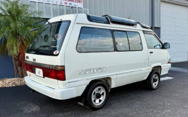 Toyota-town-ace-1994-white-7