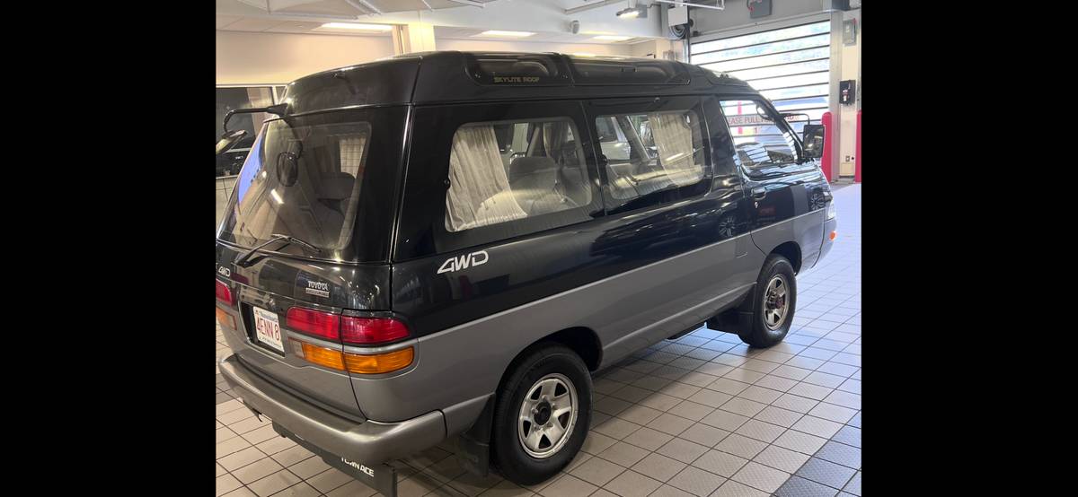 Toyota-town-ace-diesel-1994-blue-2