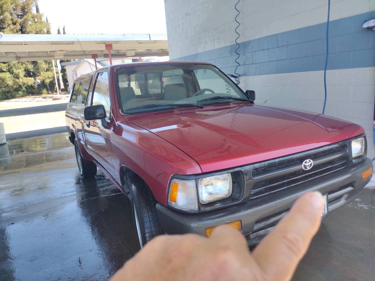 Toyota-truck-1994-red-1