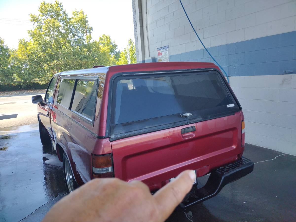 Toyota-truck-1994-red-3