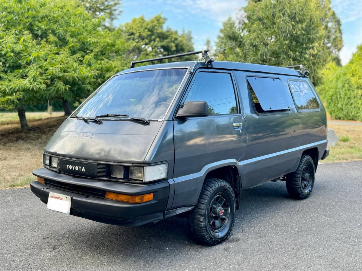 Toyota-van-wagon-1987-blue-10
