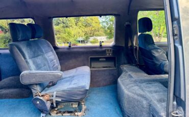 Toyota-van-wagon-1987-blue-12