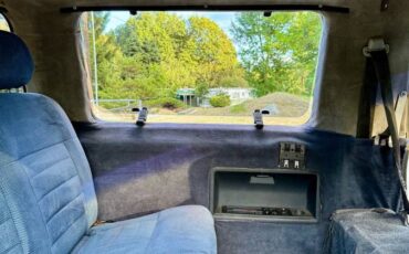 Toyota-van-wagon-1987-blue-18