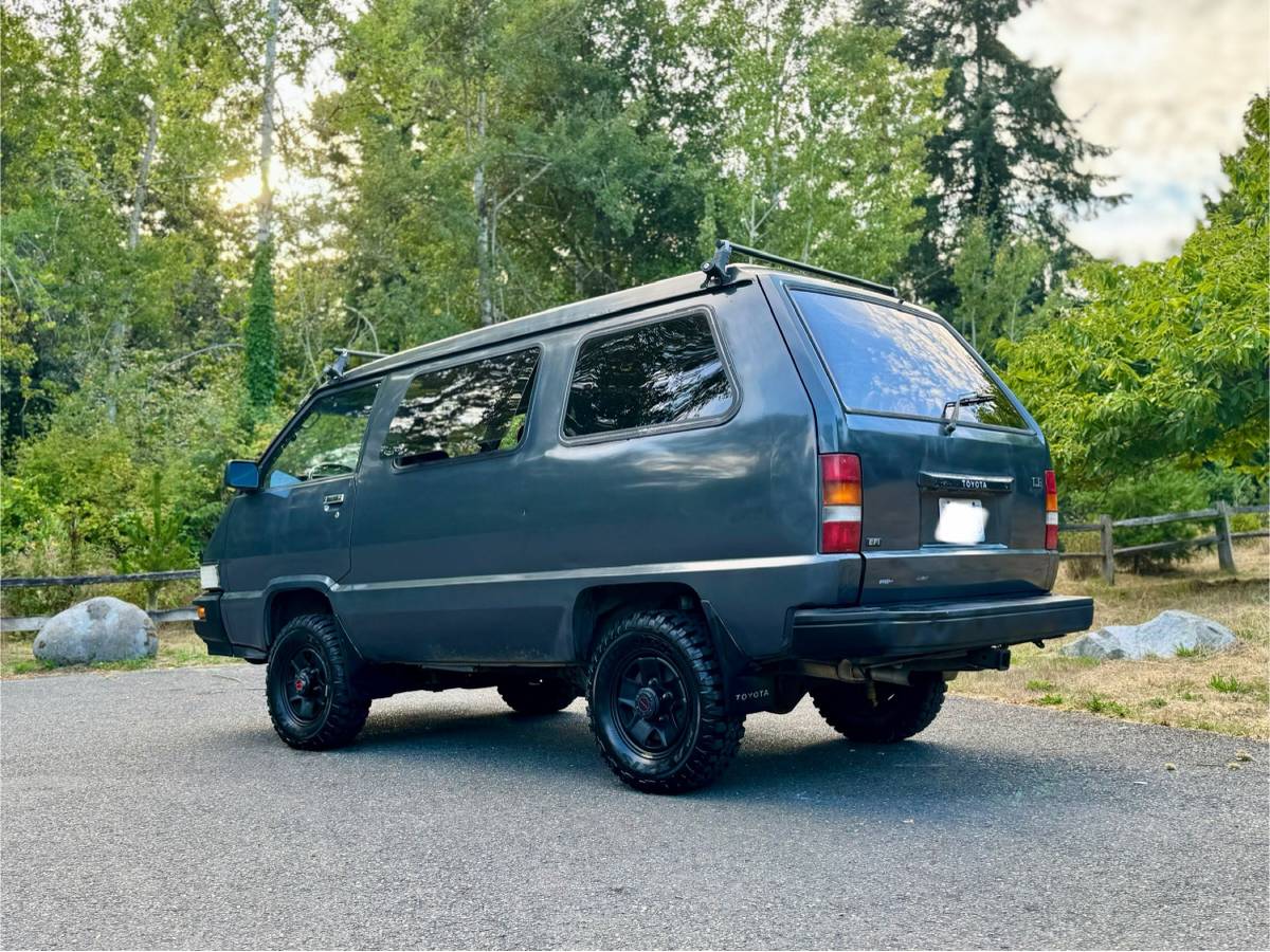 Toyota-van-wagon-1987-blue-7