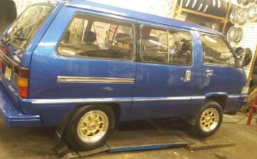Toyota-wagon-1986-1
