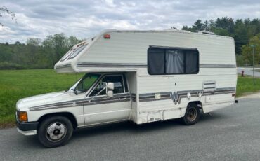 Toyota-winnebago-1988