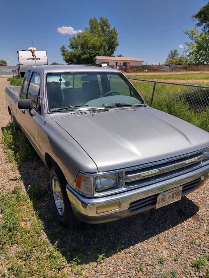 Toyota-xtra-1991-4