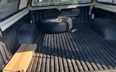 Toyto-extended-cab-pickup-1991-white-1