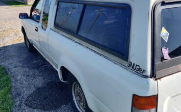 Toyto-extended-cab-pickup-1991-white