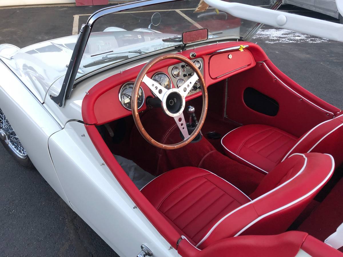 Tr3b-1962-white-4
