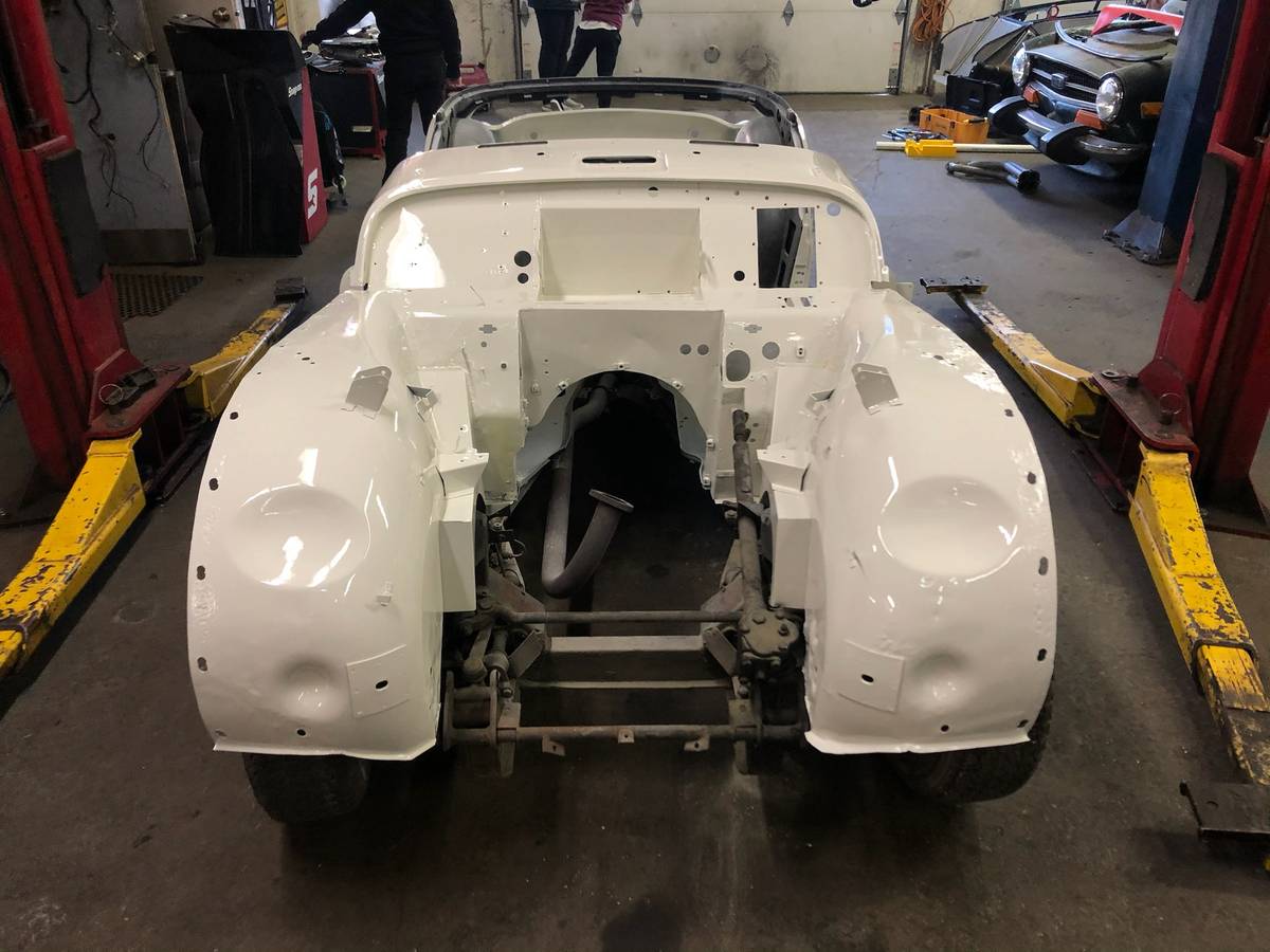 Tr3b-1962-white-7