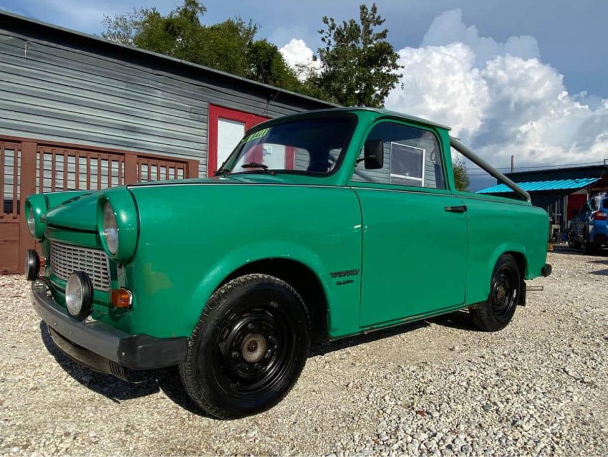 Trabant-601-pickup-truck-1990-green-10