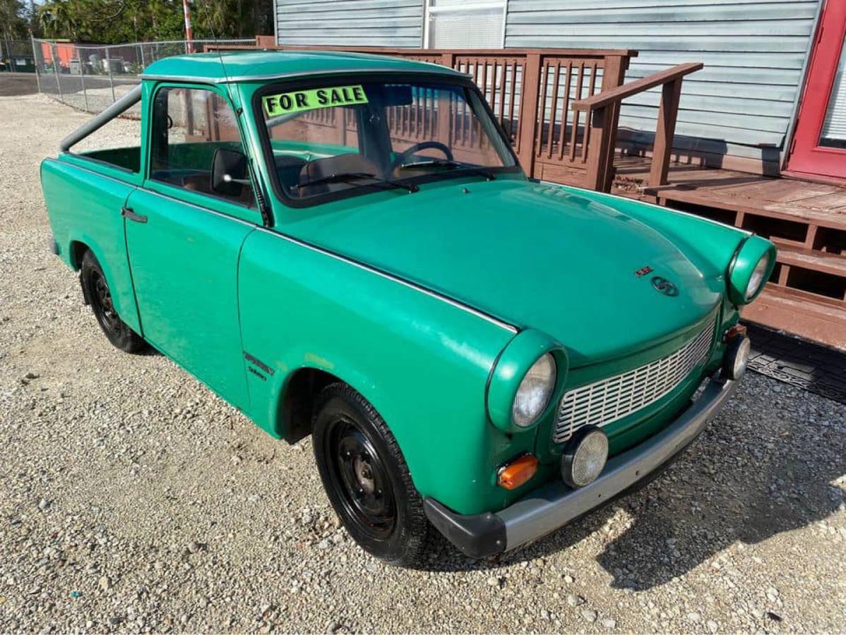 Trabant-601-pickup-truck-1990-green-5