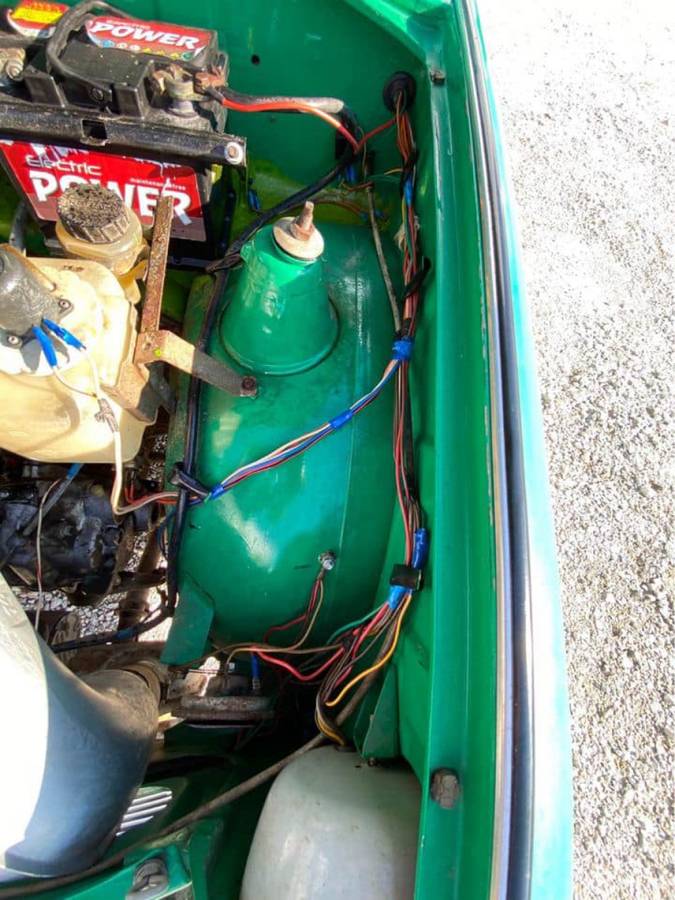Trabant-601-pickup-truck-1990-green-9
