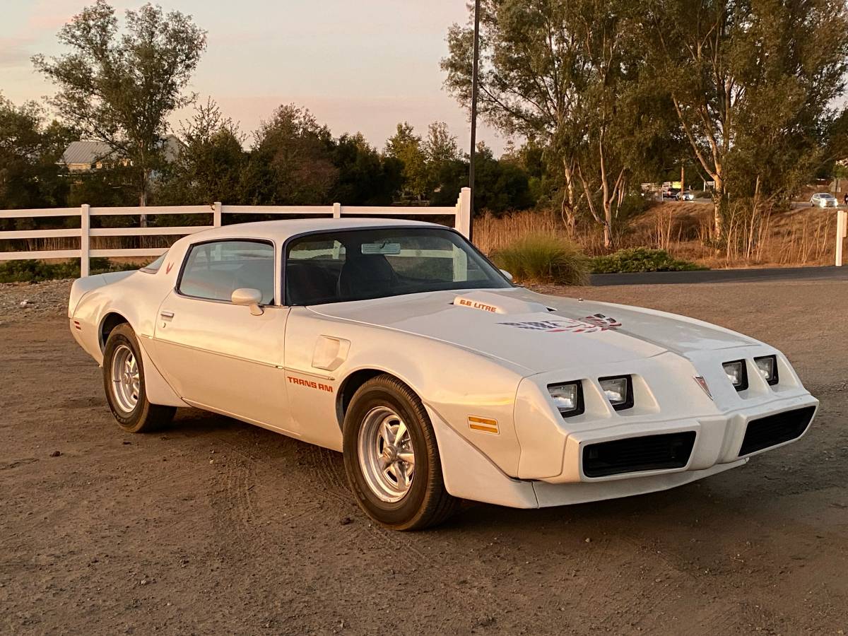 Trans-am-1979-white-3
