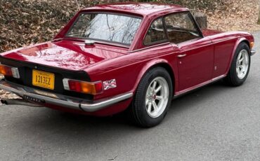 Triumph-1976-red-8