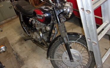 Triumph-Bonneville-1969-5