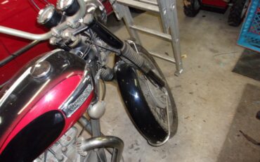 Triumph-Bonneville-1969-9