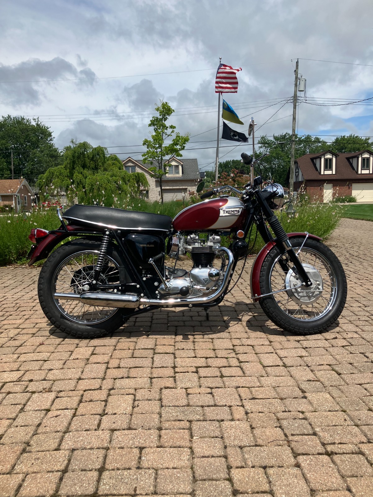 Triumph-Bonneville-1970-1