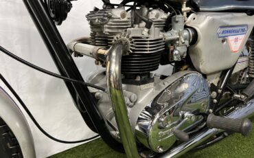 Triumph-Bonneville-1977-7