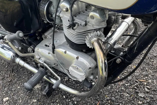 Triumph-Daytona-1972-3