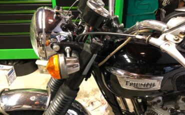 Triumph-Daytona-1975-15