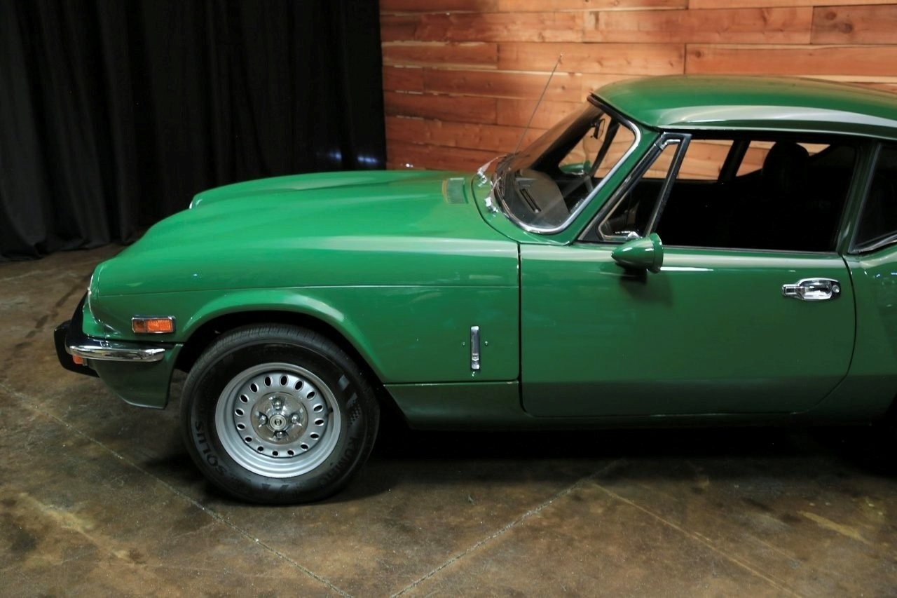 Triumph-GT6-1972-1