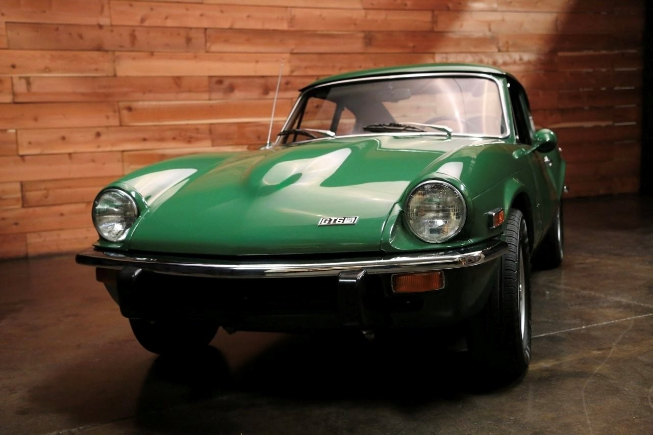 Triumph-GT6-1972-10