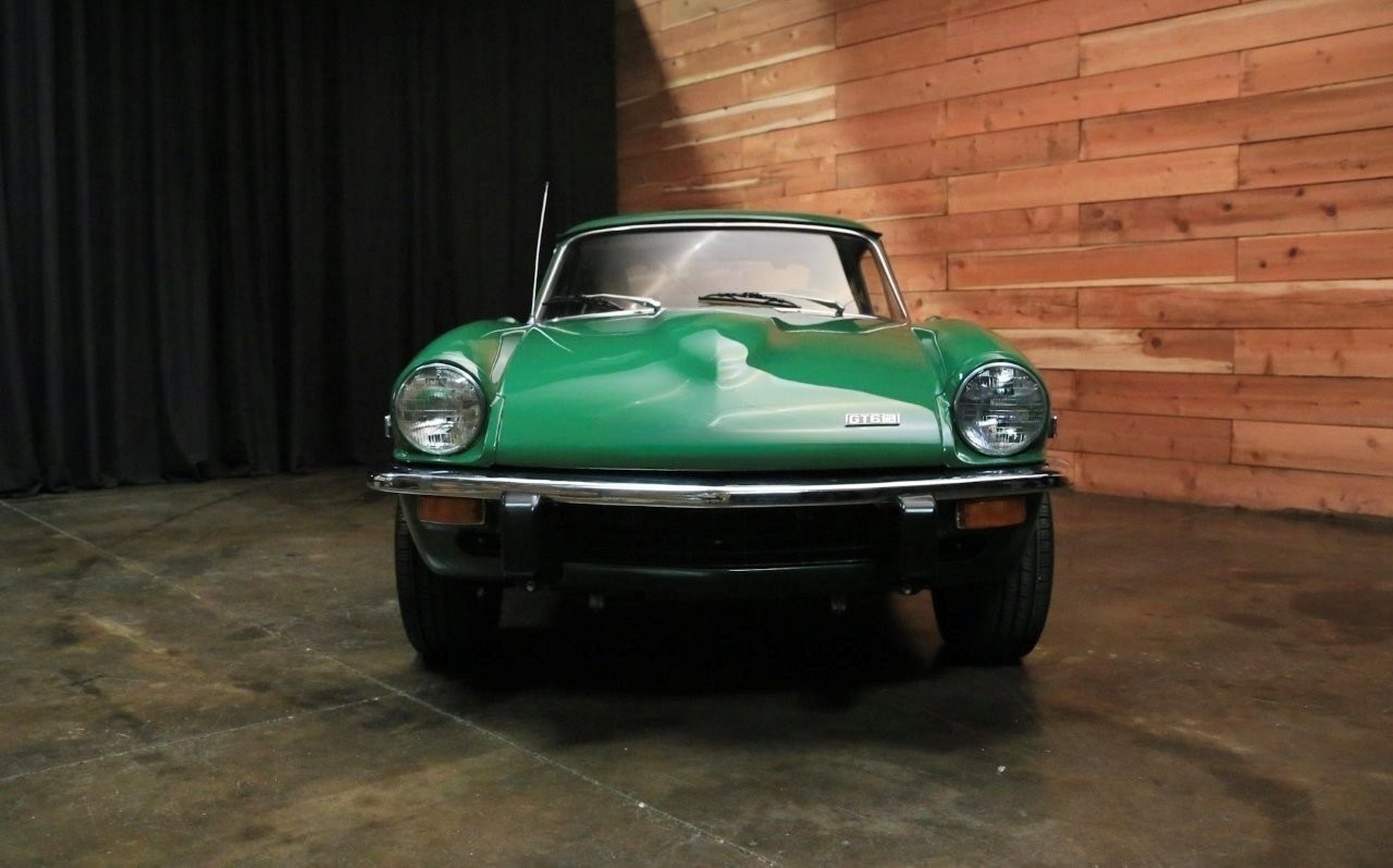 Triumph-GT6-1972-14
