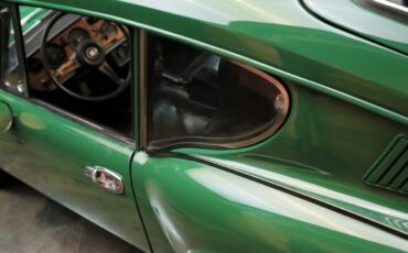 Triumph-GT6-1972-17