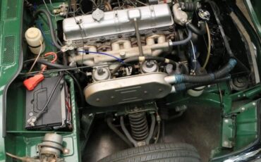 Triumph-GT6-1972-35